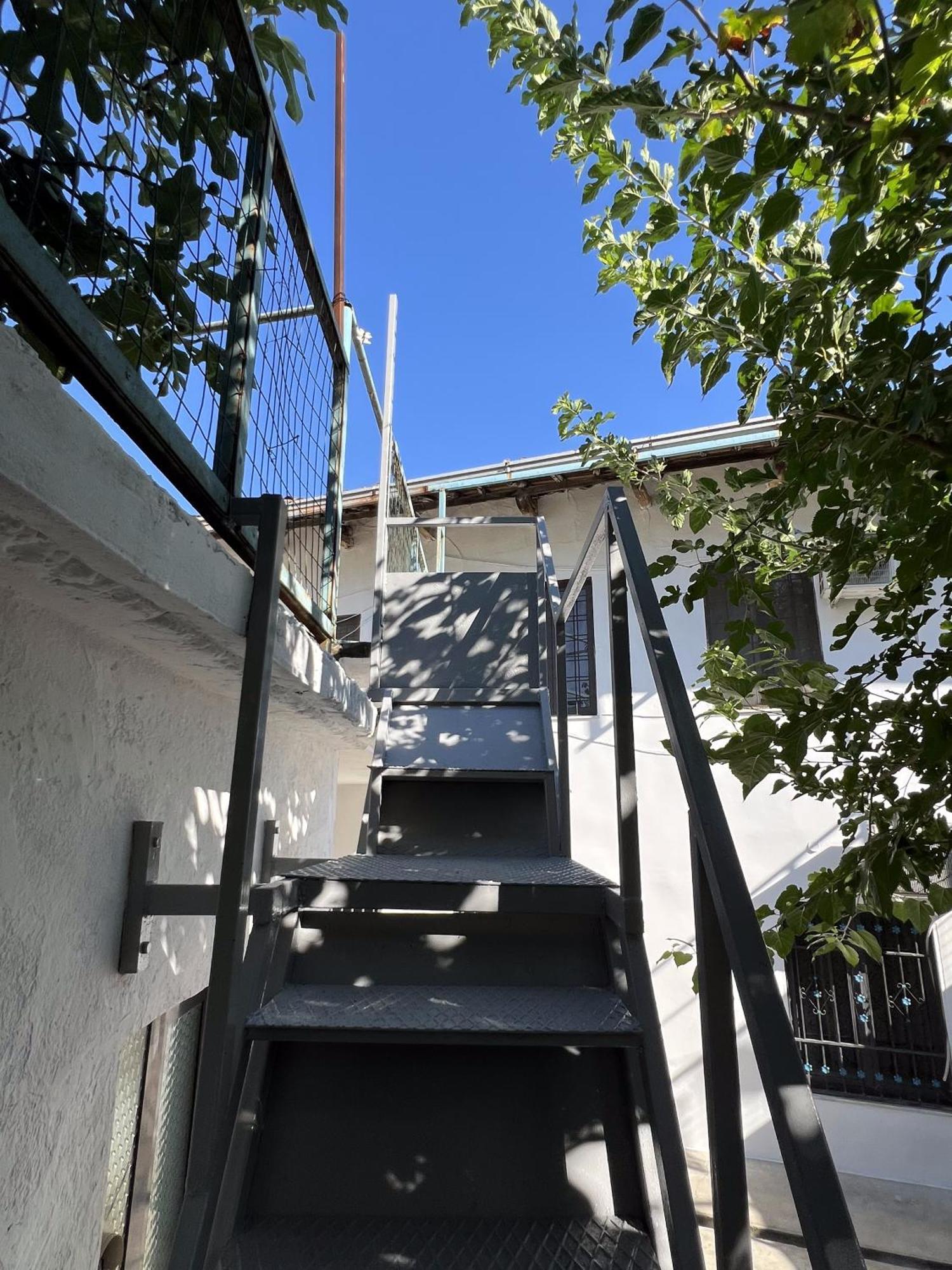 Onetwosleep Guesthouse Shkodra Exterior foto