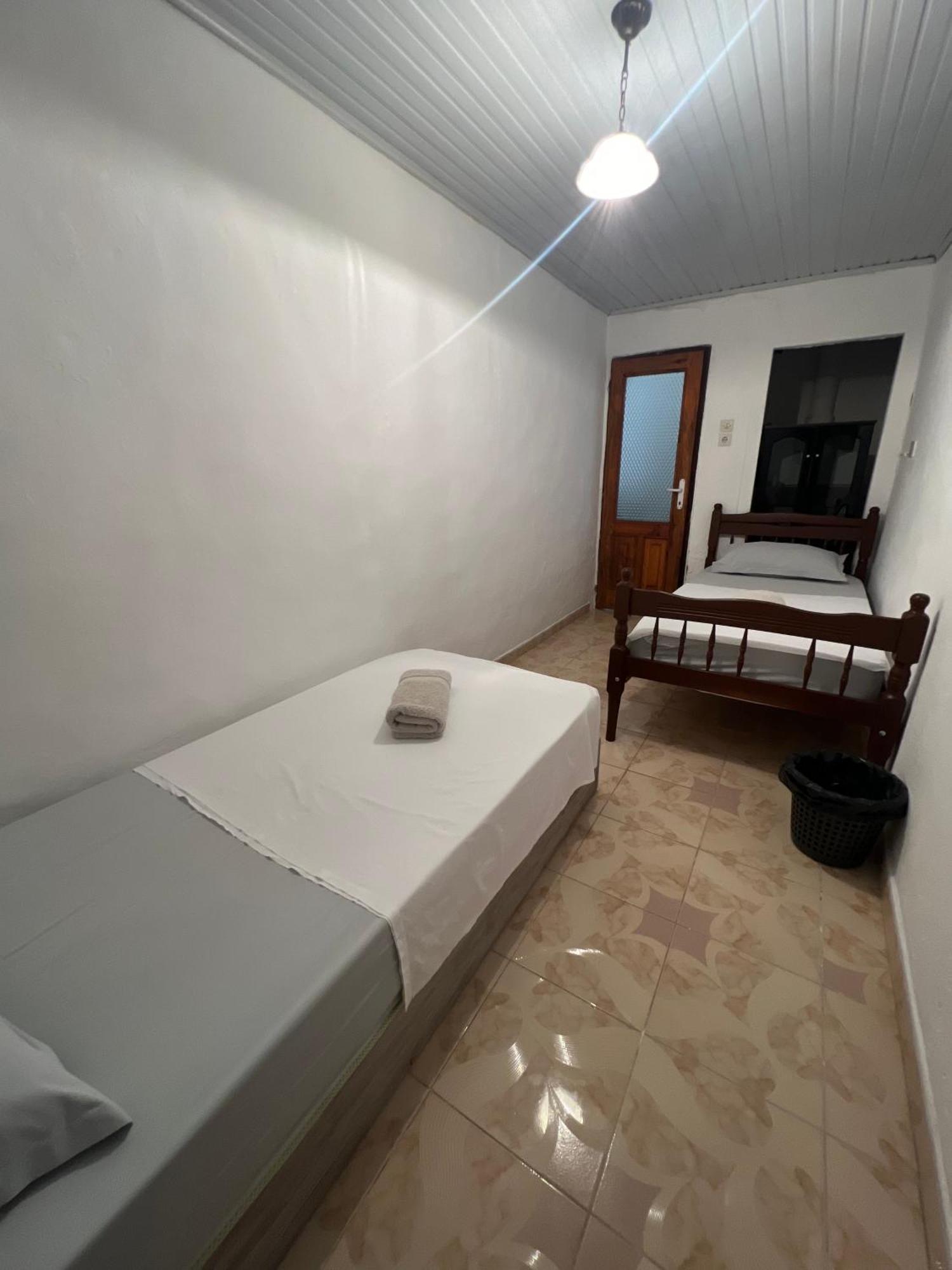 Onetwosleep Guesthouse Shkodra Exterior foto